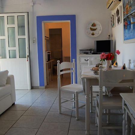 Killini Cottage Studio The Small Cyclades Kastro-Kyllini エクステリア 写真