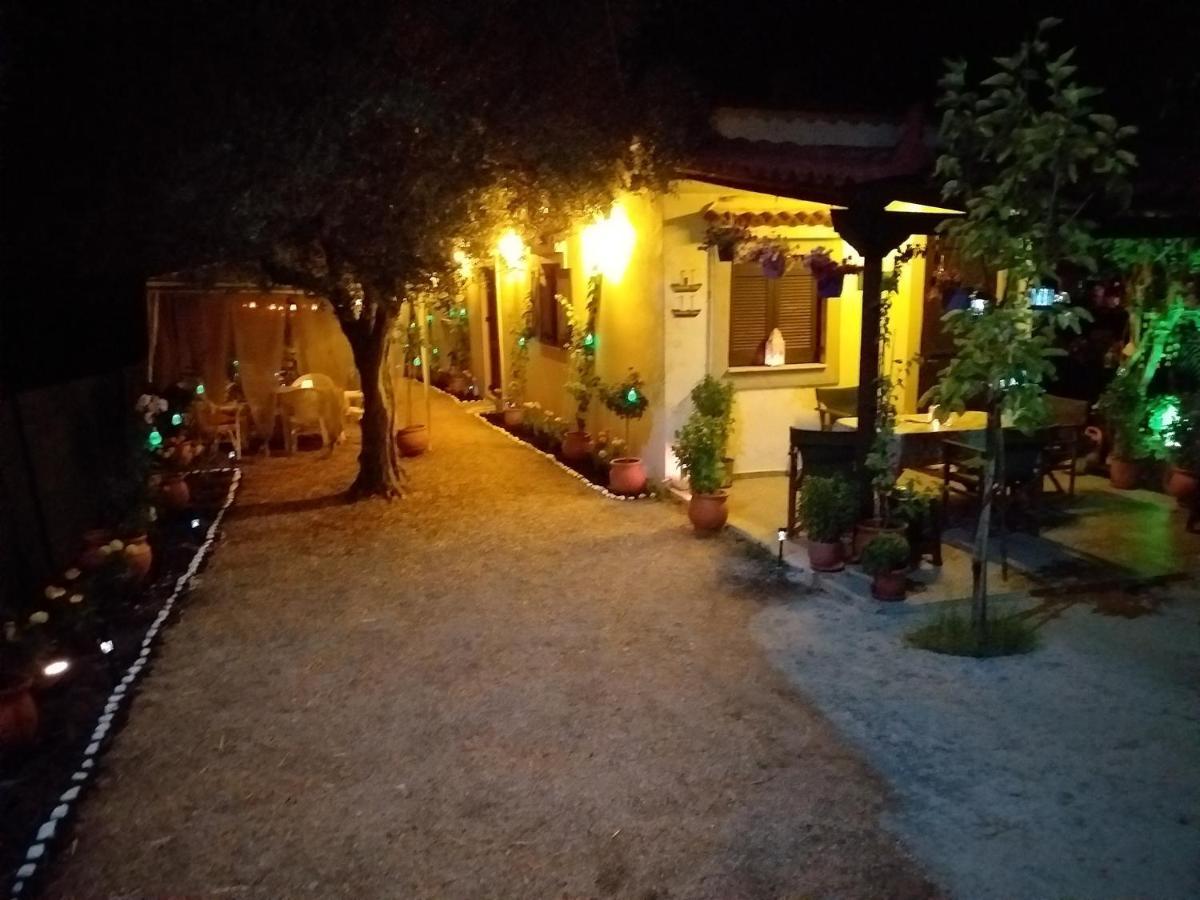Killini Cottage Studio The Small Cyclades Kastro-Kyllini エクステリア 写真